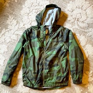 Like-NEW XXL Gap kids camouflage jacket